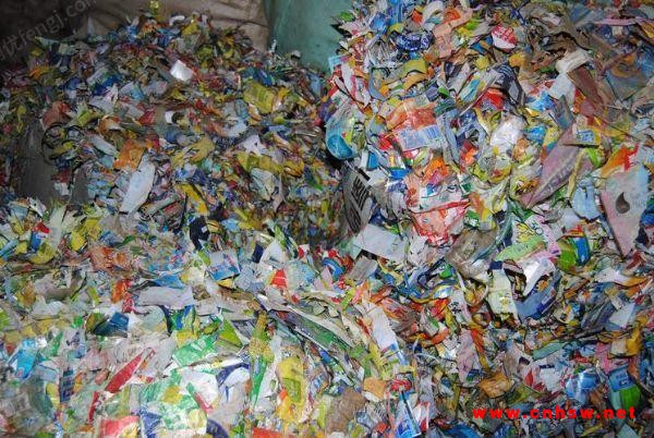 专业长期大量回收废旧塑料瓶