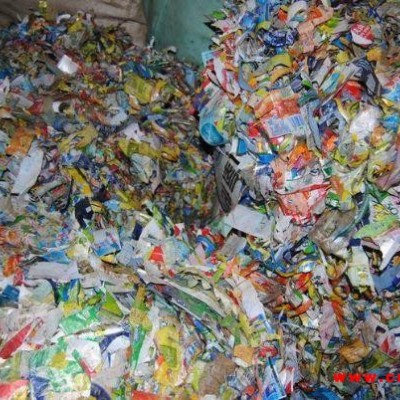 专业长期大量回收废旧塑料瓶
