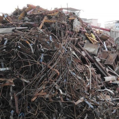 广西长期高价回收废钢铁，小废，中废