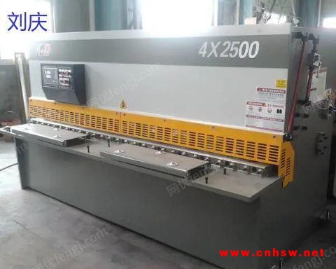 长期回收各型号二手剪板机