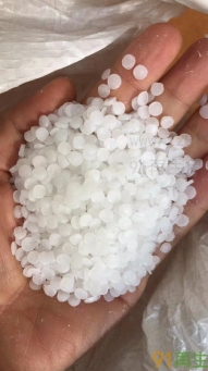 HDPE吹塑级颗粒图1